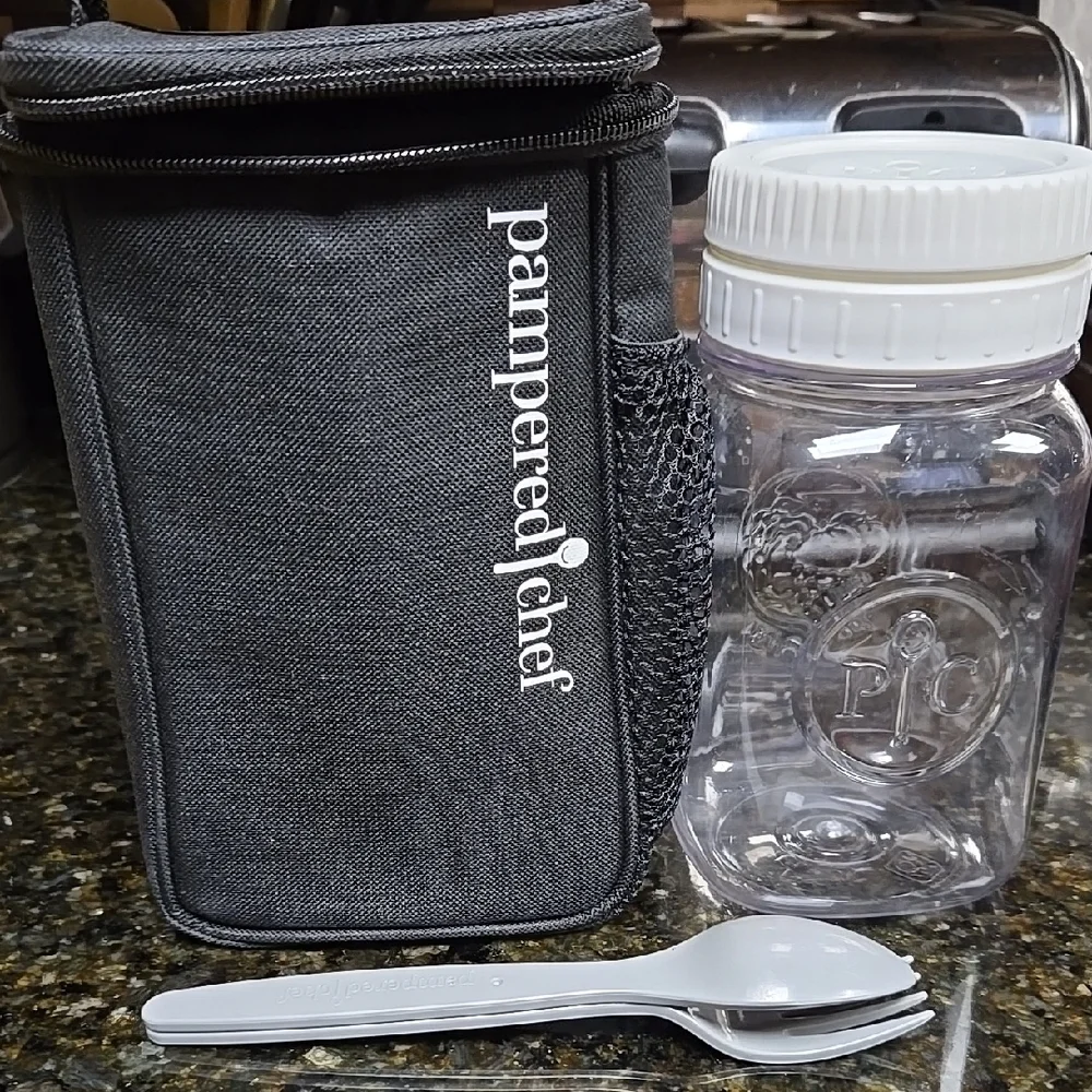Pampered Chef Black Insulated Bag with Clear Jar